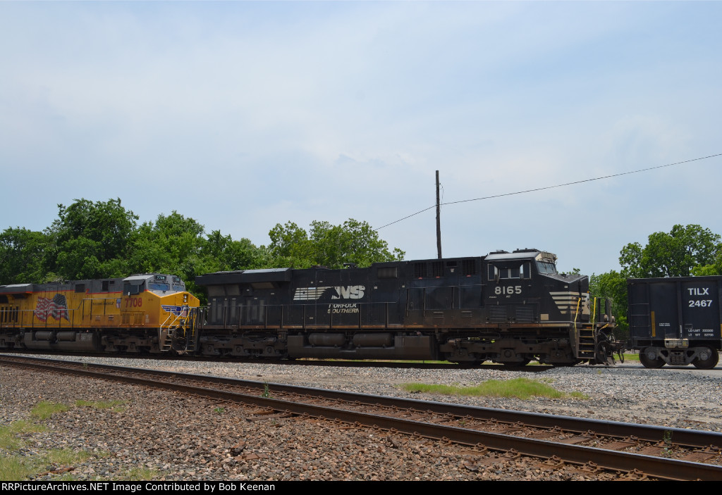 NS 8165